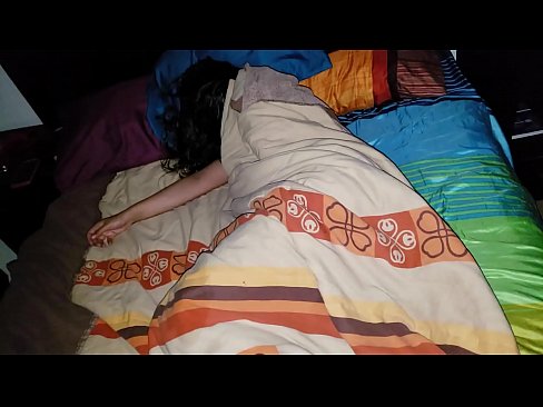 ❤️ Pāvests, kas bārdina savu jauno pamāti, kamēr viņa guļ. Porno pie porno lv.pornpk.ru ❤